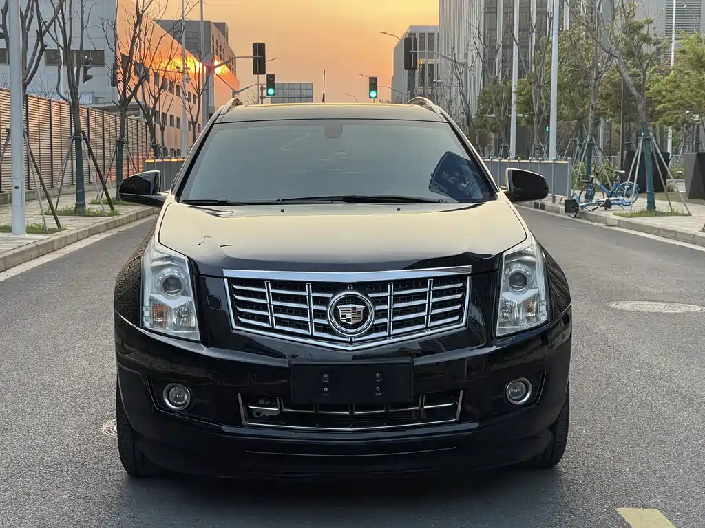 Cadillac SRX 2014 — фото 2