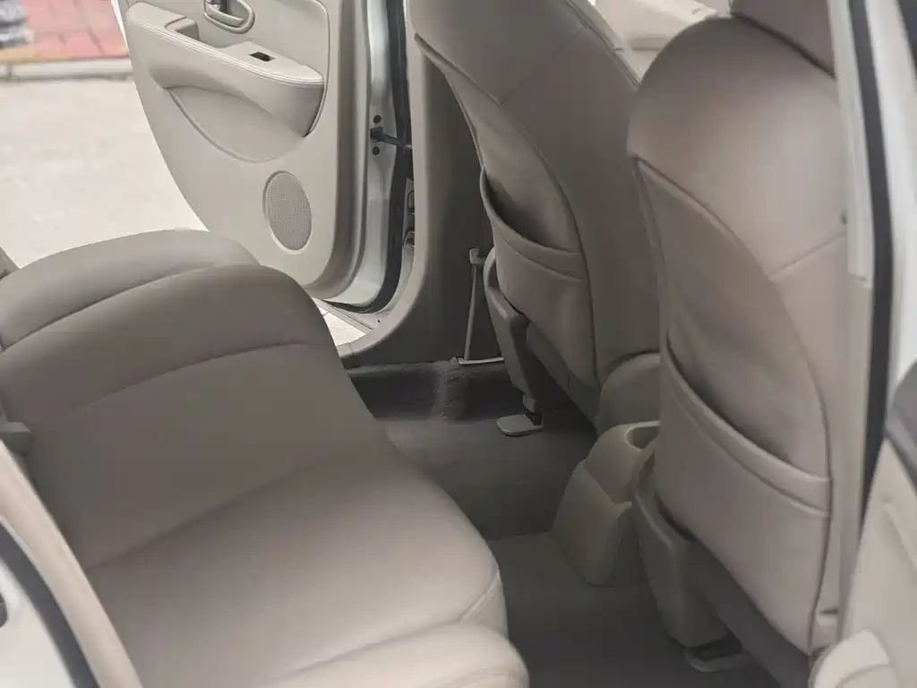 Nissan Sylphy 2017 — фото 13