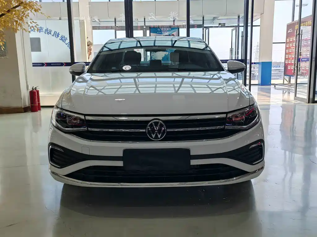 Volkswagen Bora 2025