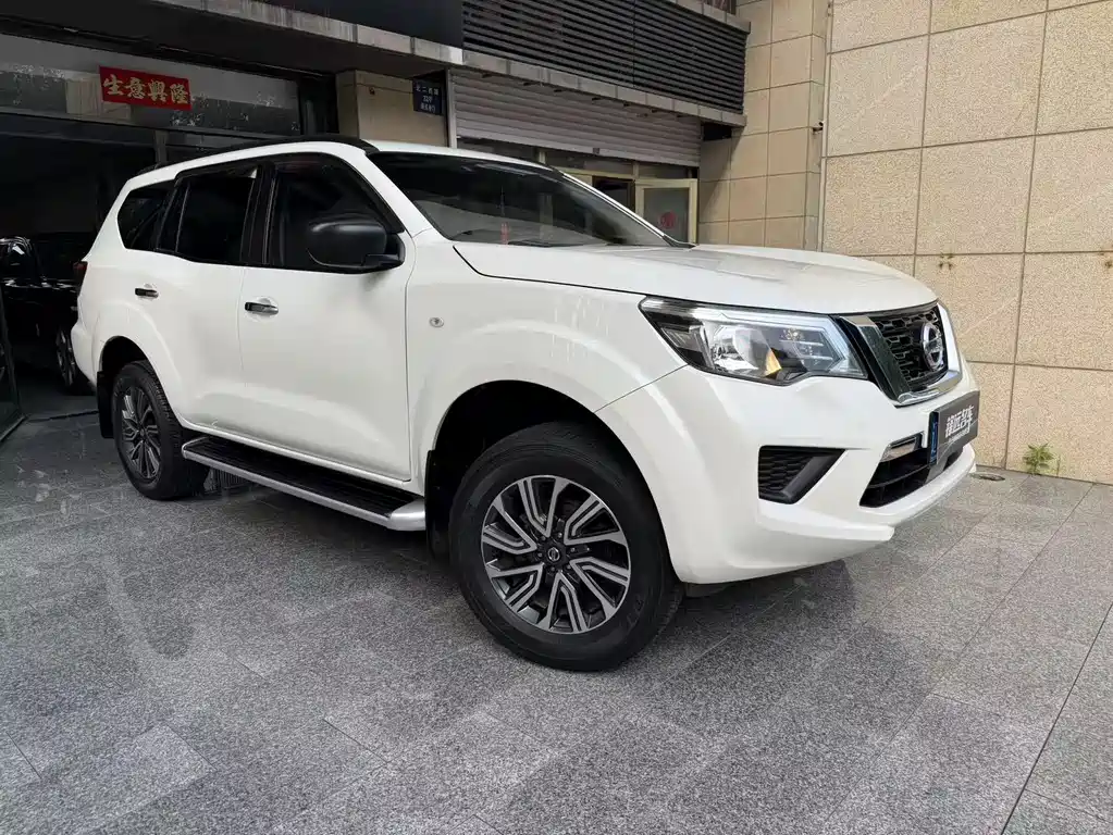 Nissan Terra 2021