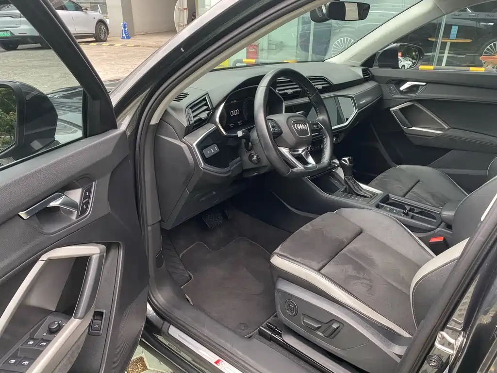 Audi Q3 2022