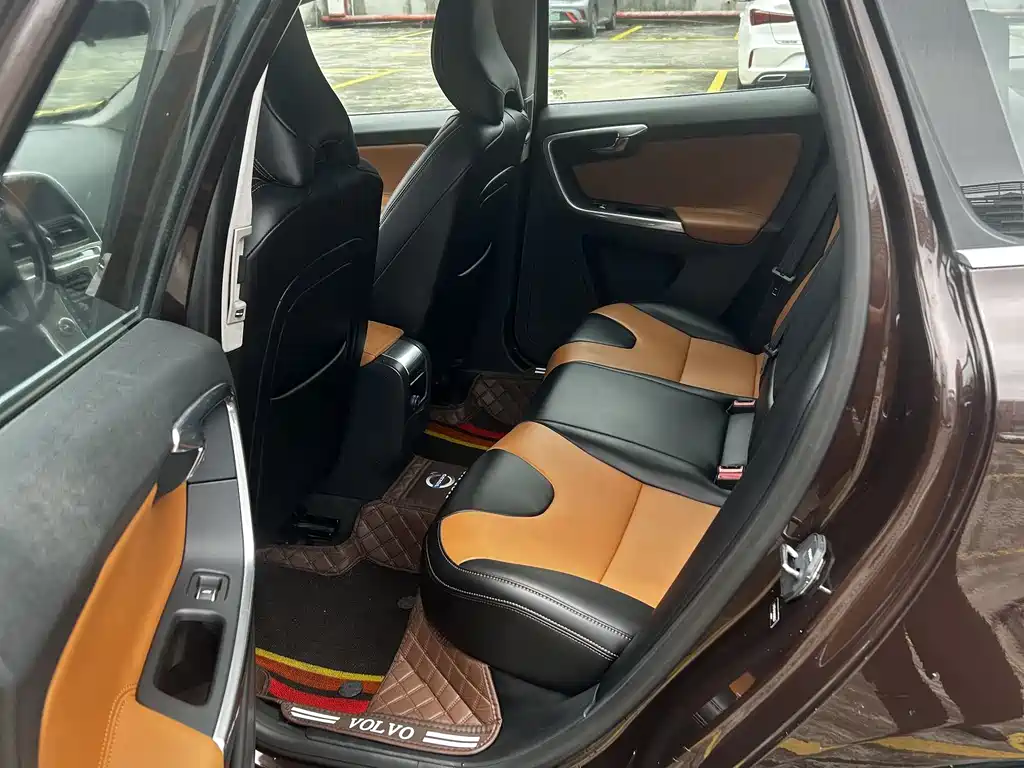 Volvo XC60 2017