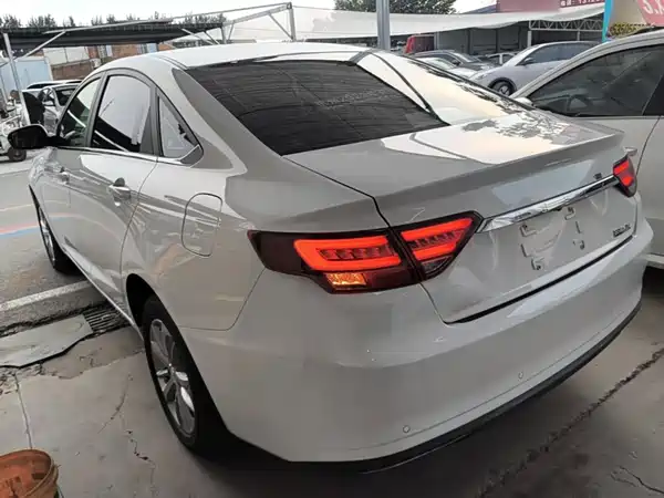 Geely Emgrand GL 2021