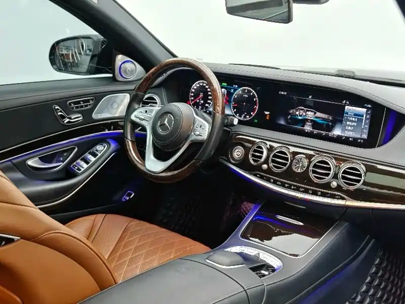Mercedes-Benz Maybach S-Class 2021 — фото 11