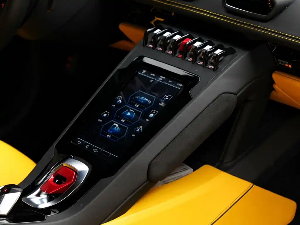 Lamborghini Huracan 2023 — фото 9