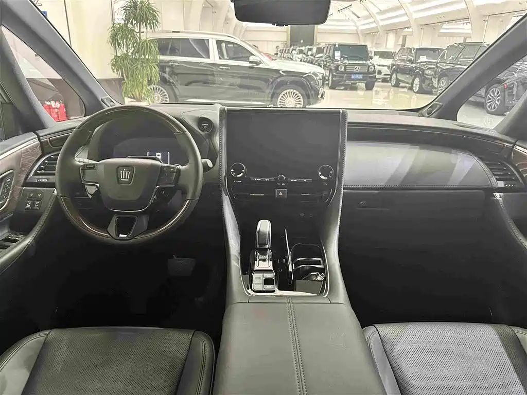 Toyota Vellfire 2024 — фото 16