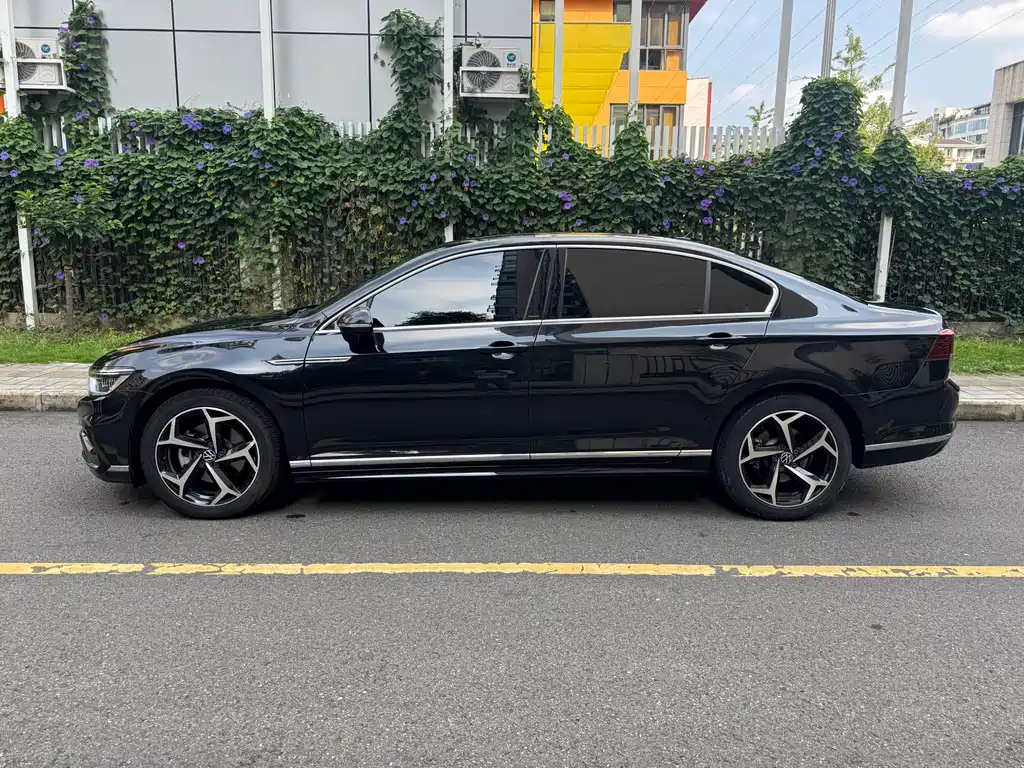 Volkswagen Magotan 2023