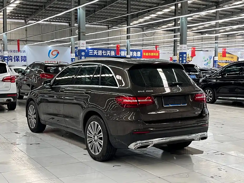 Mercedes-Benz GLC 2016 — фото 15