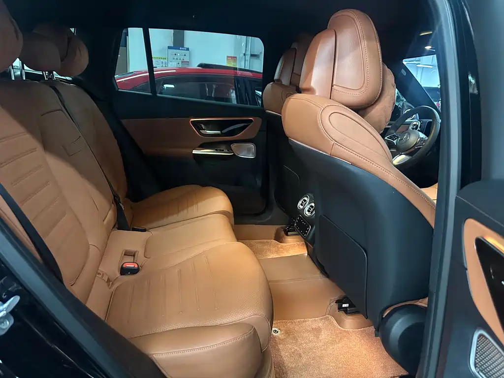 Mercedes-Benz GLC 2024