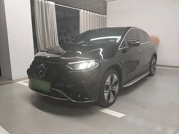 Mercedes-Benz EQE SUV 2024