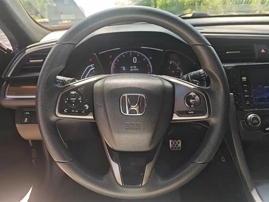 Honda Civic 2020 — фото 15