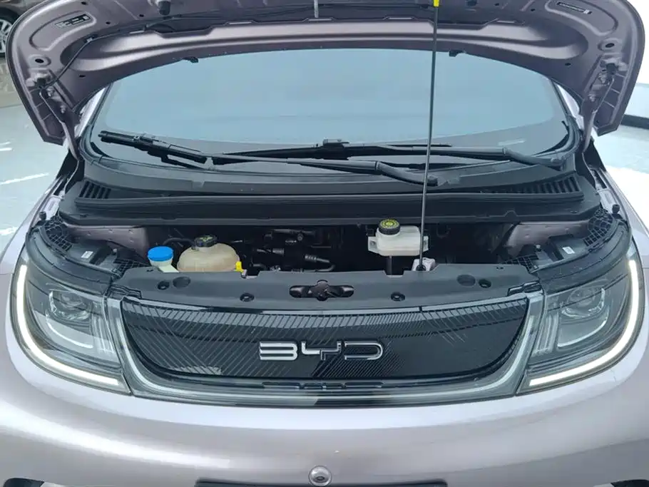 BYD Dolphin 2021 — фото 10