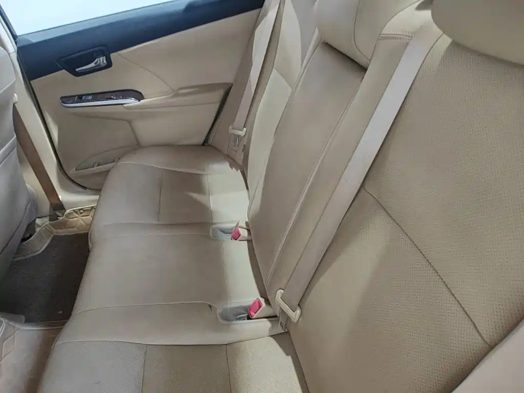 Toyota Camry 2015 — фото 17