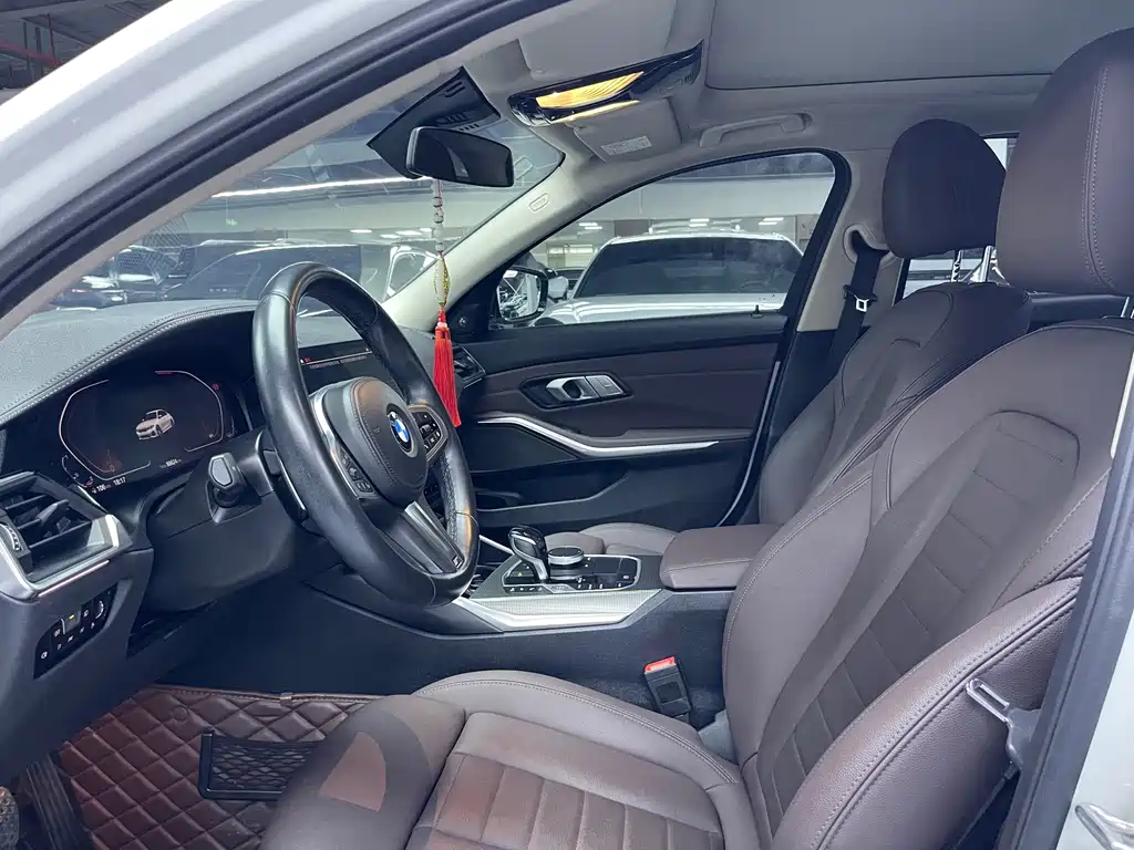 BMW 3 Series 2021