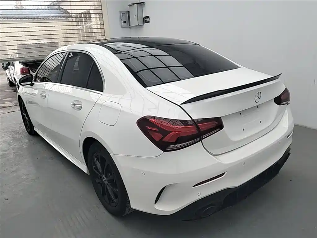 Mercedes-Benz A-Class 2019 — фото 5