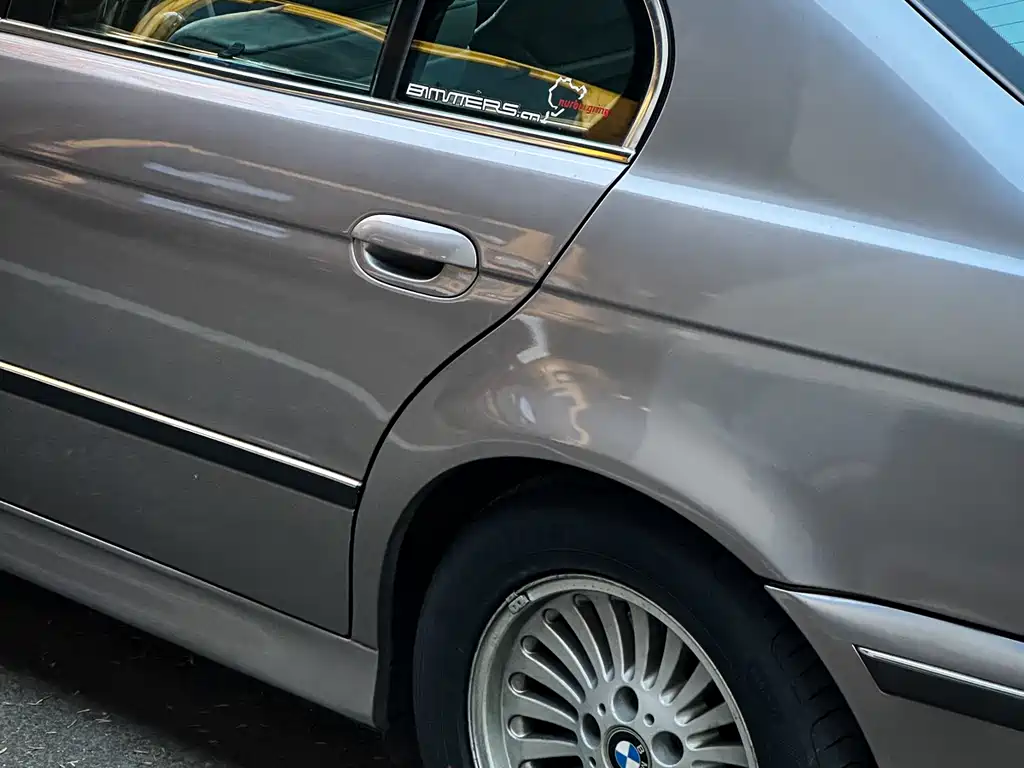 BMW 5 Series 2000 — фото 13
