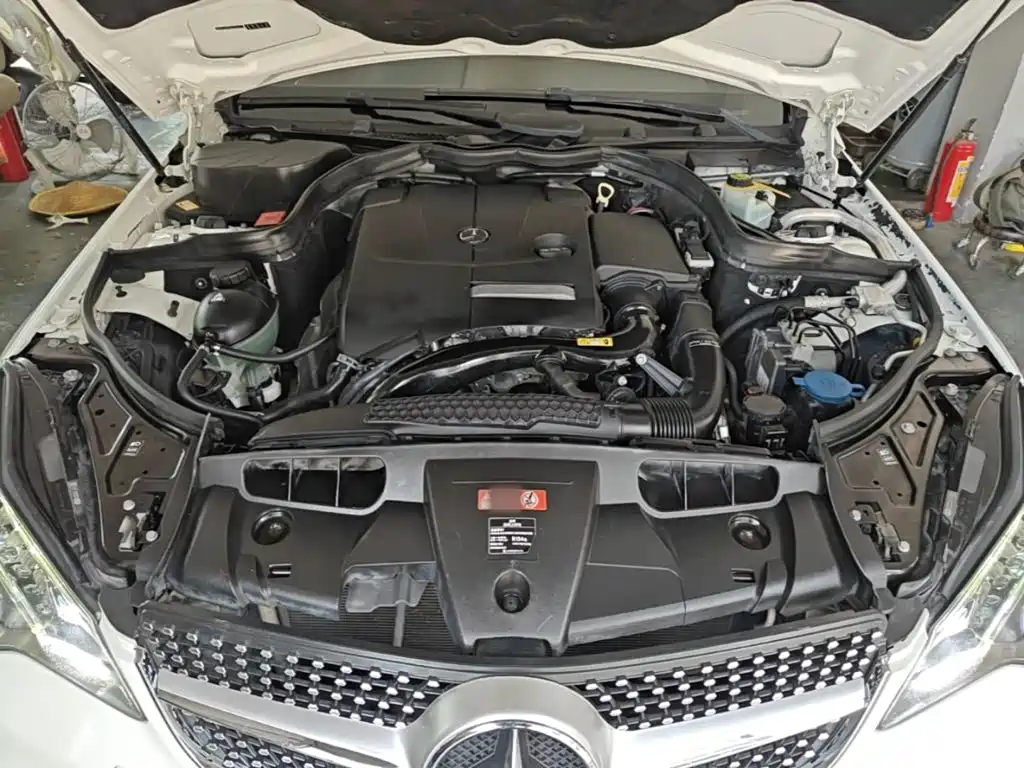 Mercedes-Benz E-Class 2016 — фото 10