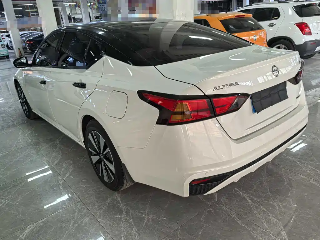Nissan Teana 2021