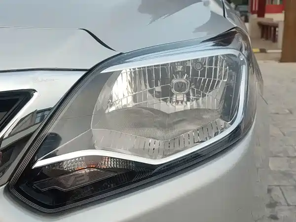 Changan Yuexiang V3 2016