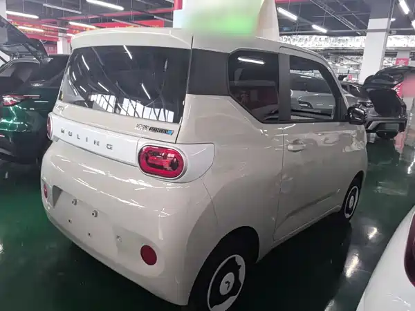 Wuling Hongguang MINIEV 2025