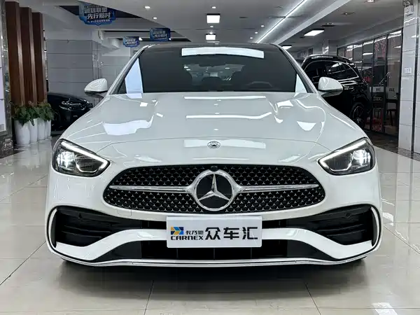 Mercedes-Benz C-Class 2024