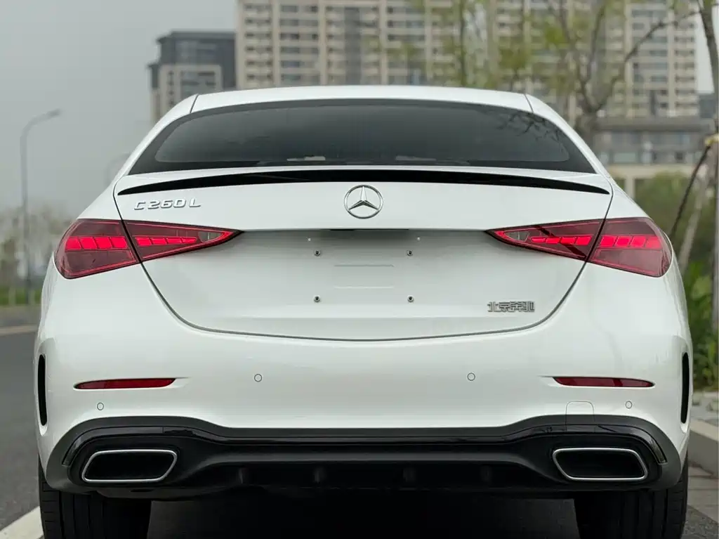 Mercedes-Benz C-Class 2024 — фото 15