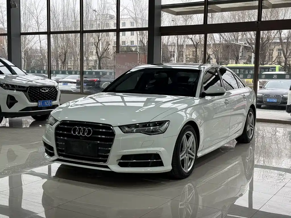 Audi A6L 2018 — фото 1
