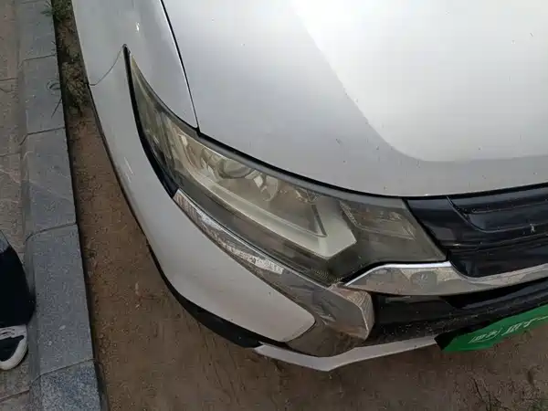 Mitsubishi Outlander 2018
