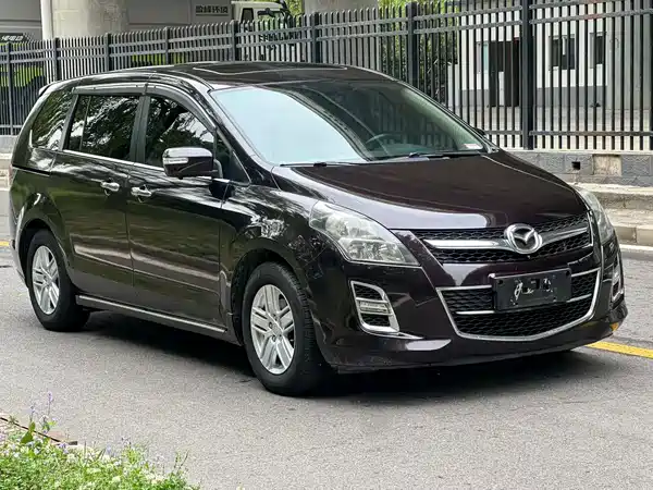 Mazda 8 2016