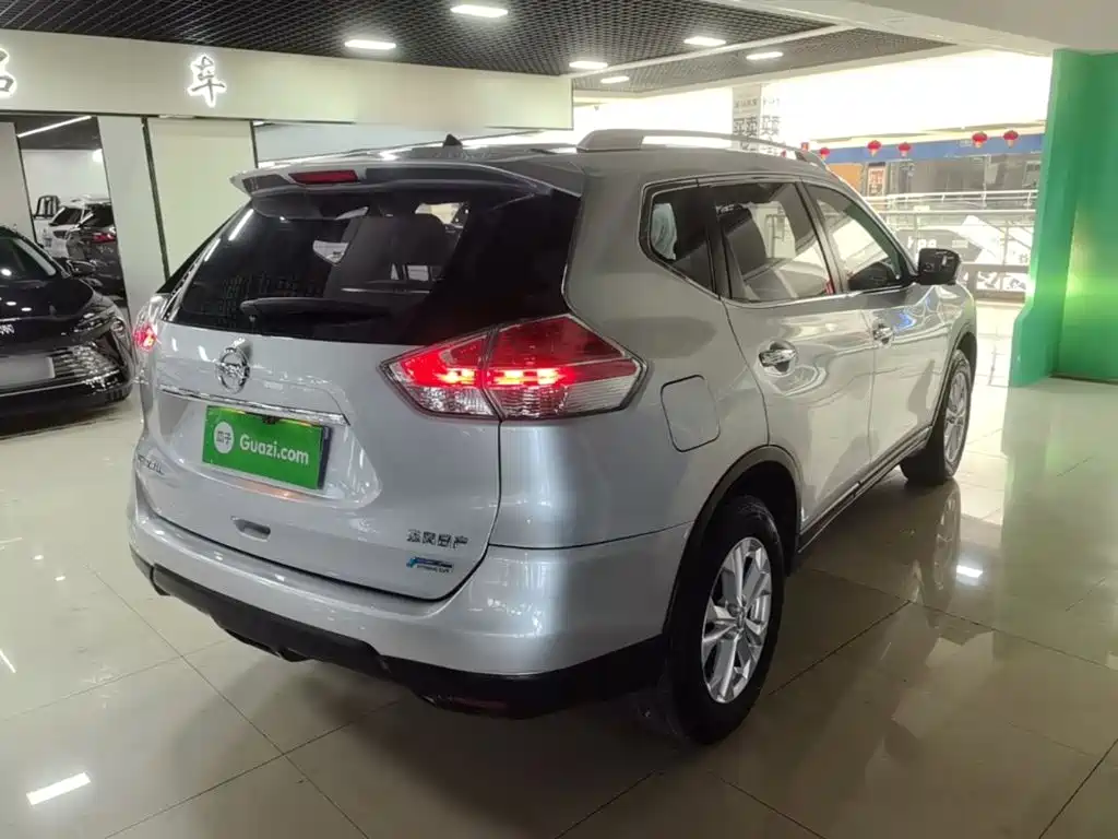 Nissan X-Trail 2015 — фото 7