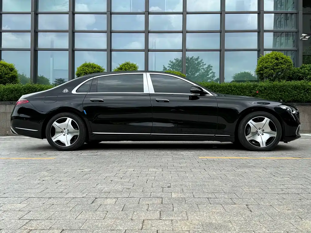 Mercedes-Benz Maybach S-Class 2022 — фото 5