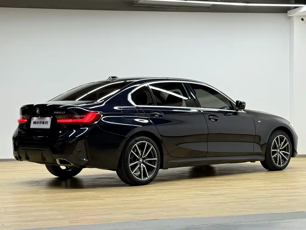 BMW 3 Series 2023
