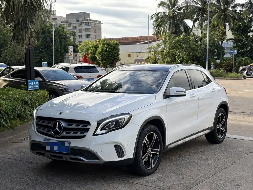 Mercedes-Benz GLA 2018 — фото 1