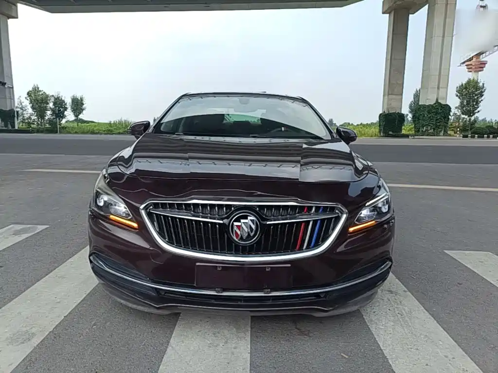 Buick LaCrosse 2018 — фото 3