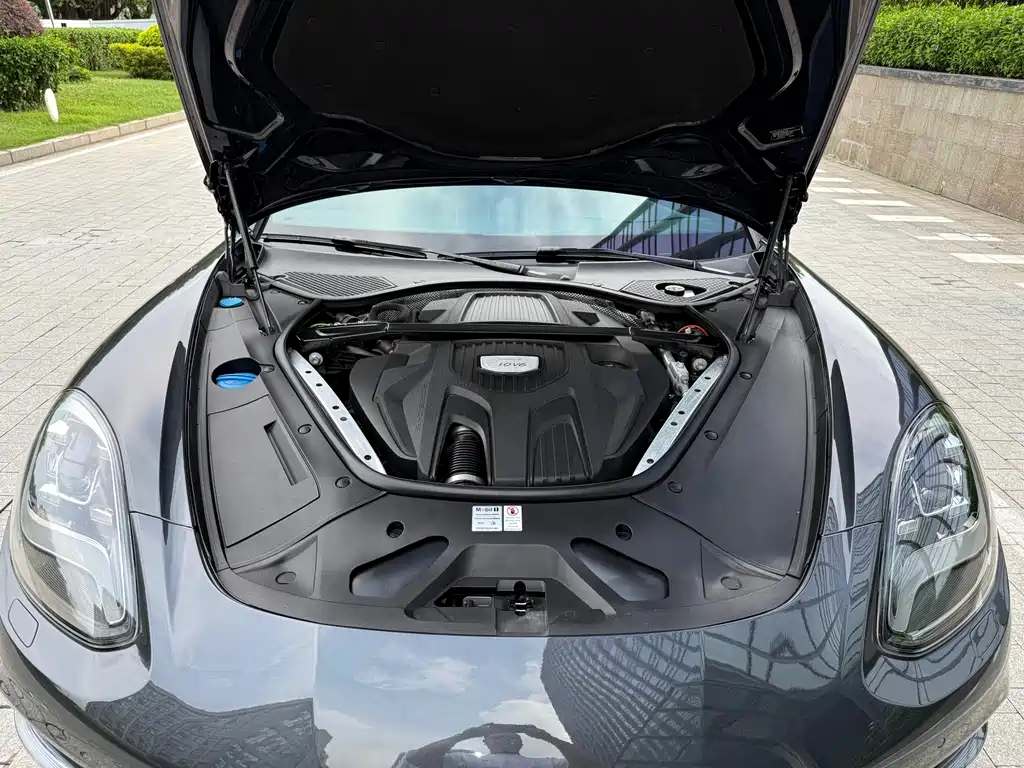 Porsche Panamera 2018 — фото 19