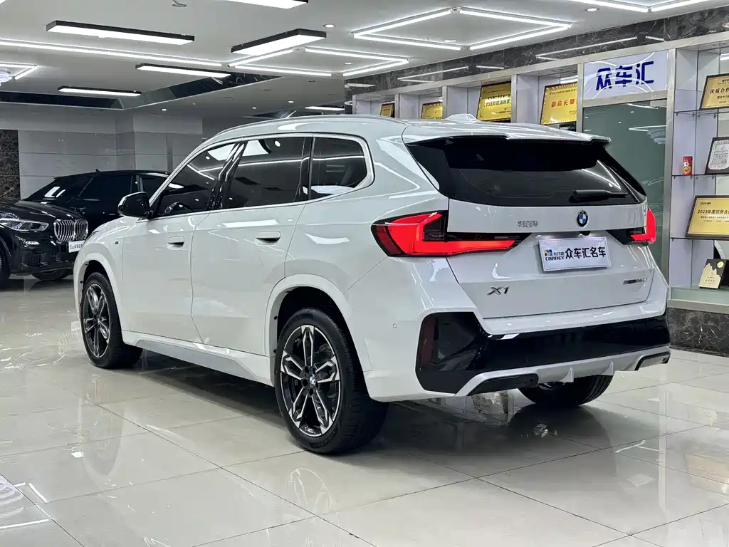 BMW X1 2025