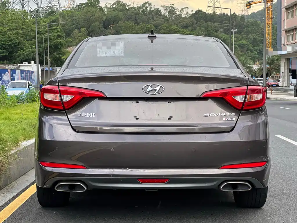 Hyundai Sonata 2015 — фото 18