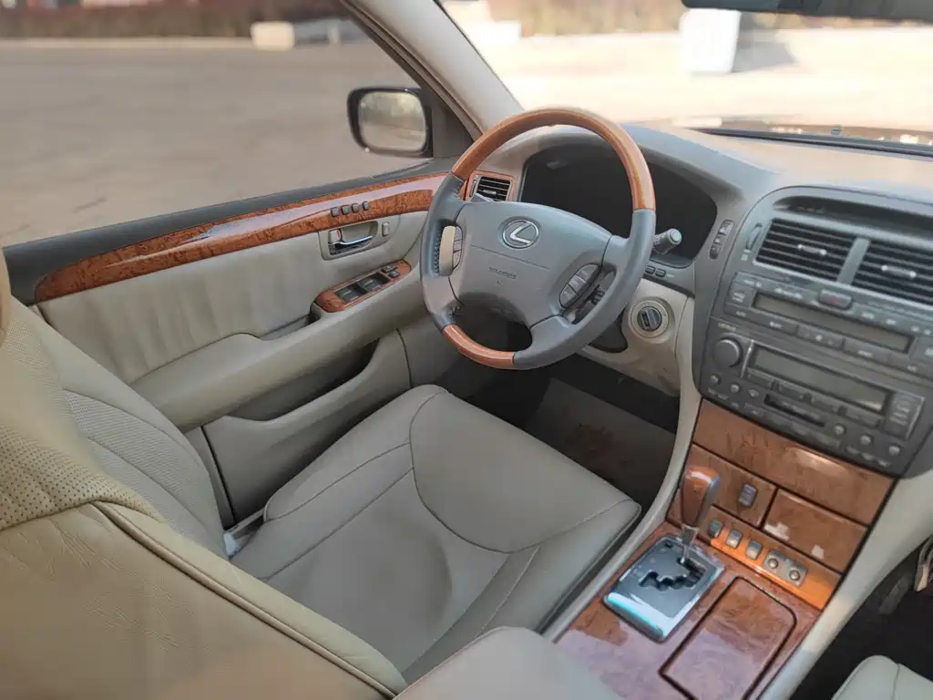 Lexus LS 2004 — фото 12