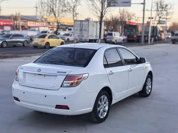 Geely GC7 2013
