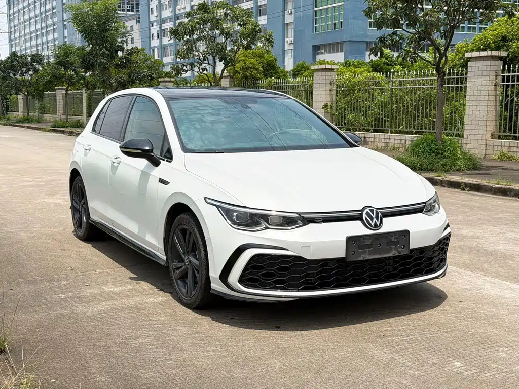 Volkswagen Golf 2022