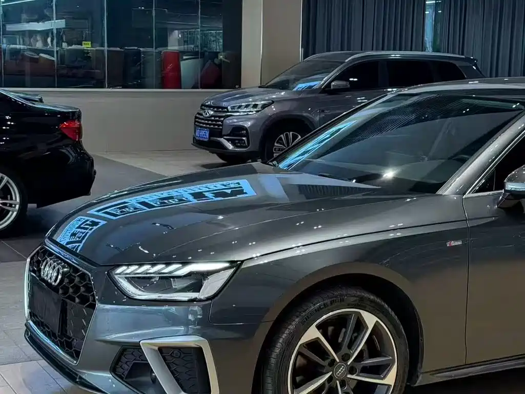 Audi A4L 2021