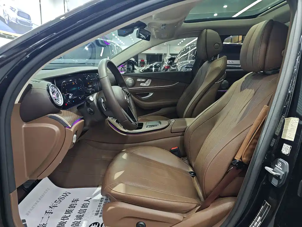 Mercedes-Benz E-Class 2023 — фото 14