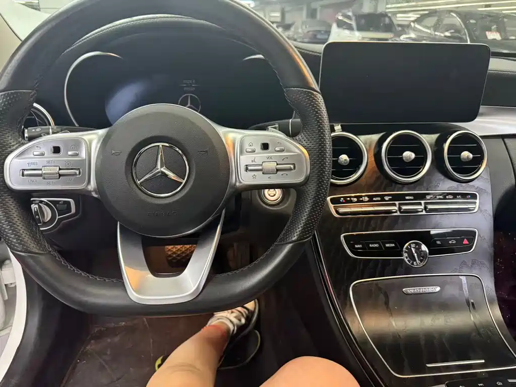 Mercedes-Benz C-Class 2021