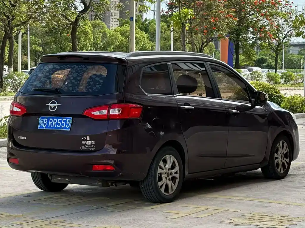 Haima Familia MPV 2017 — фото 9