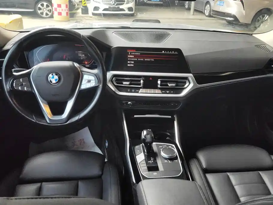 BMW 3 Series 2020 — фото 12
