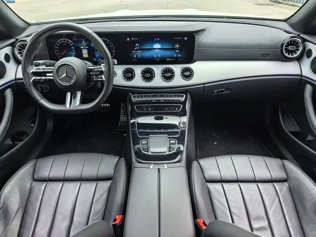 Mercedes-Benz E-Class 2023 — фото 5