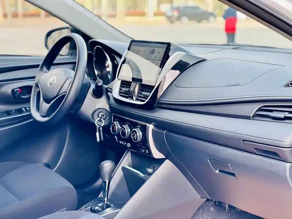 Toyota Yaris L 2018