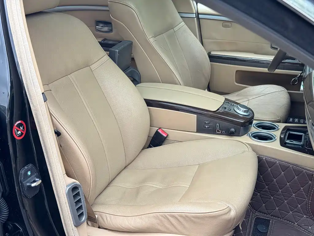 BMW 7 Series 2008 — фото 19