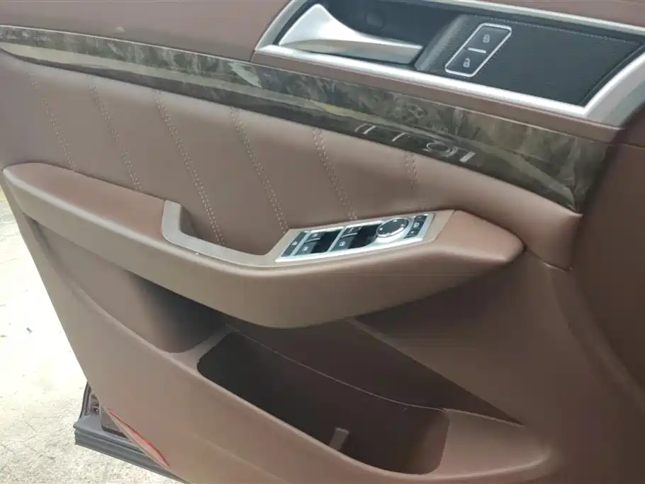 Leopaard CS10 2019