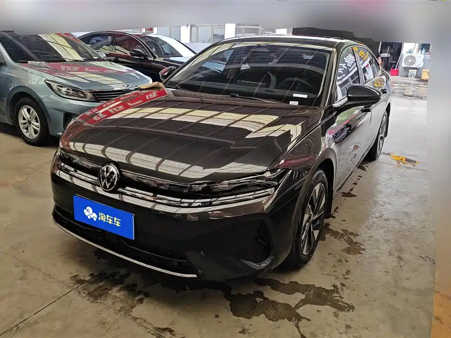 Volkswagen Sagitar 2025